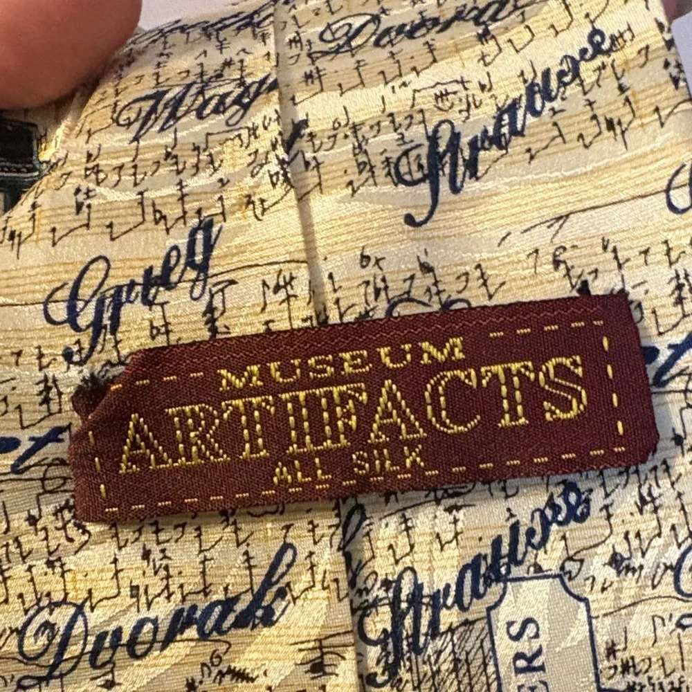 Museum Artifacts Music Masters by SNI Silk Cream Piano Composers Necktie Tie